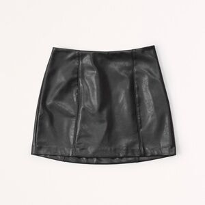 Abercrombie Scarlett Faux Leather Tailored Mini Skort